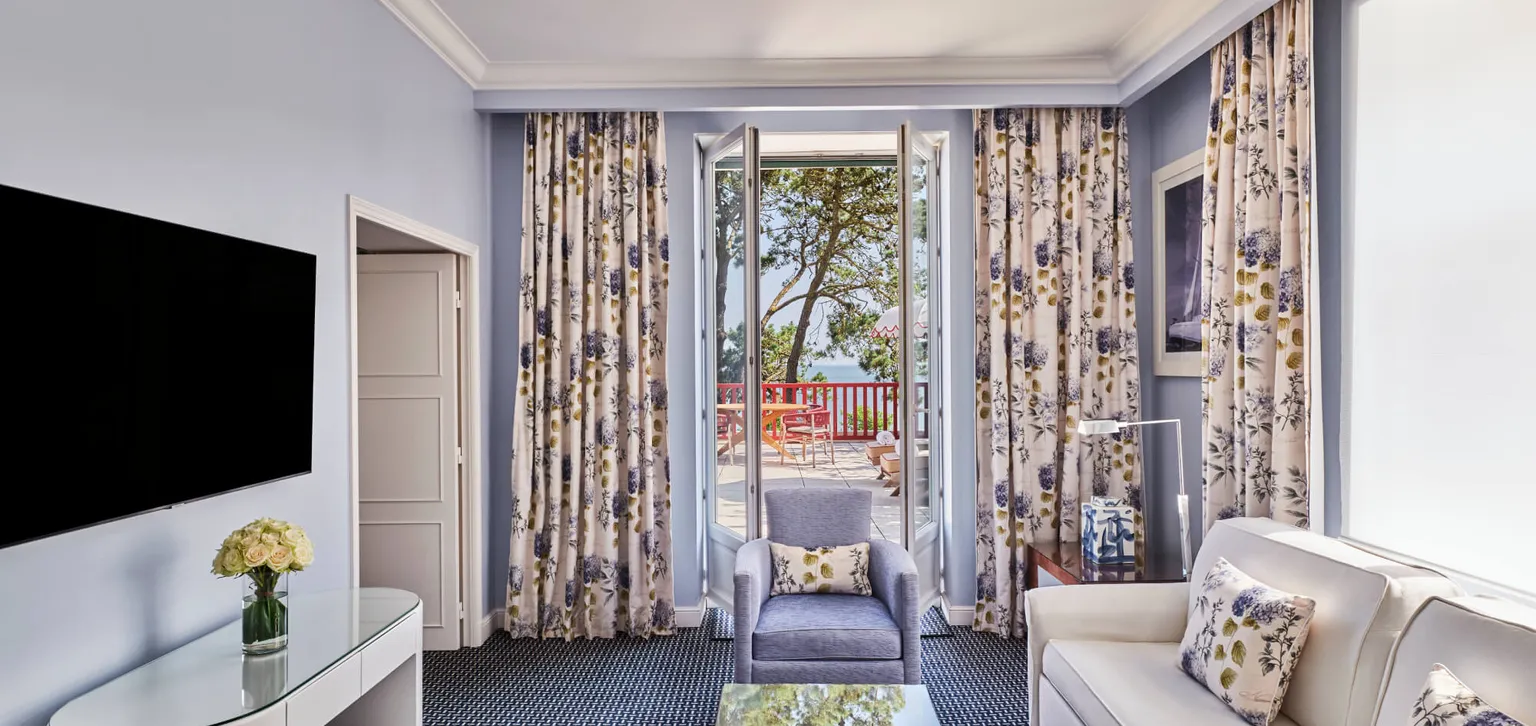 Suite Prestige Mer Terrasse, Salon L'Hermitage