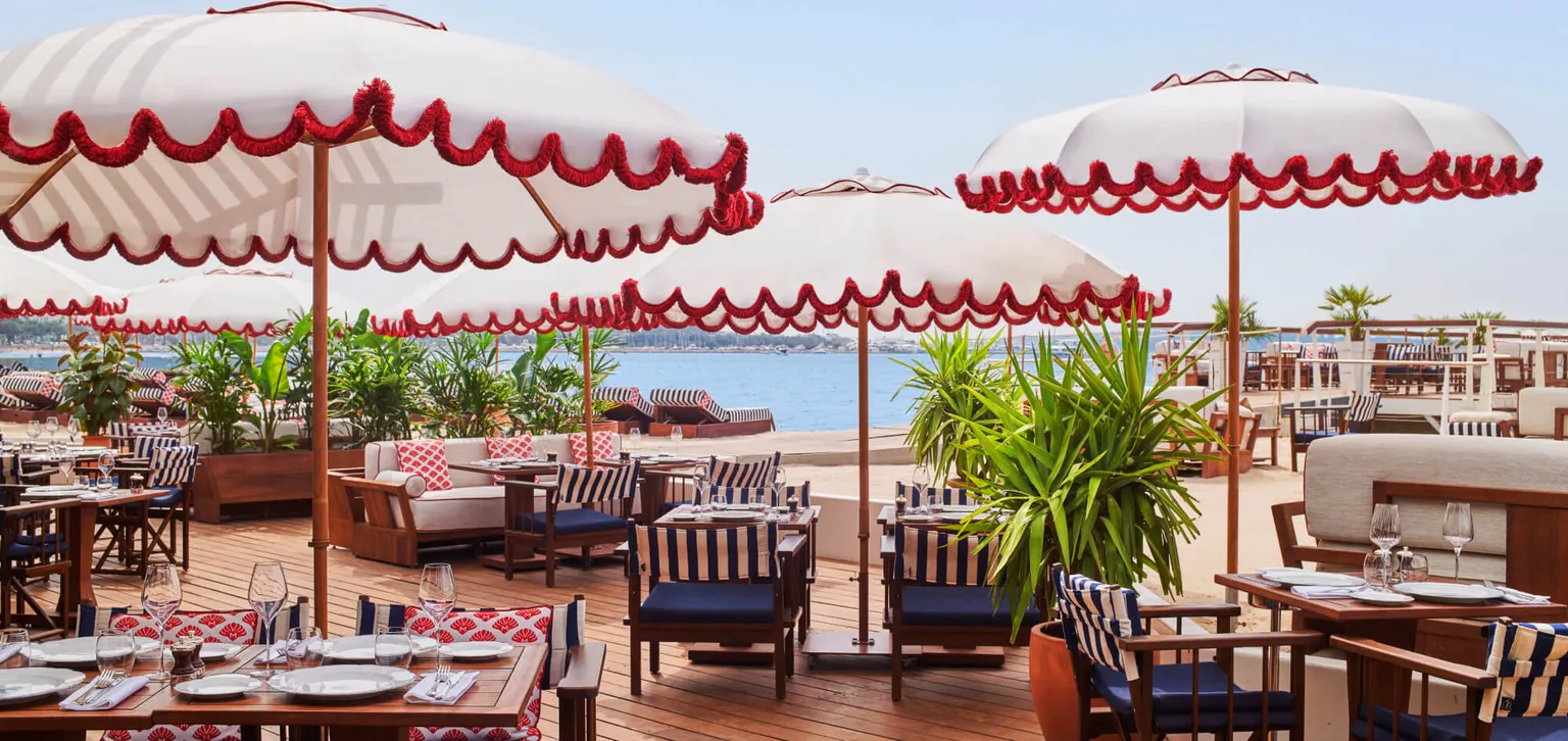 Ciro's Cannes, Majestic Cannes, Tables vue merHôtel Barrière