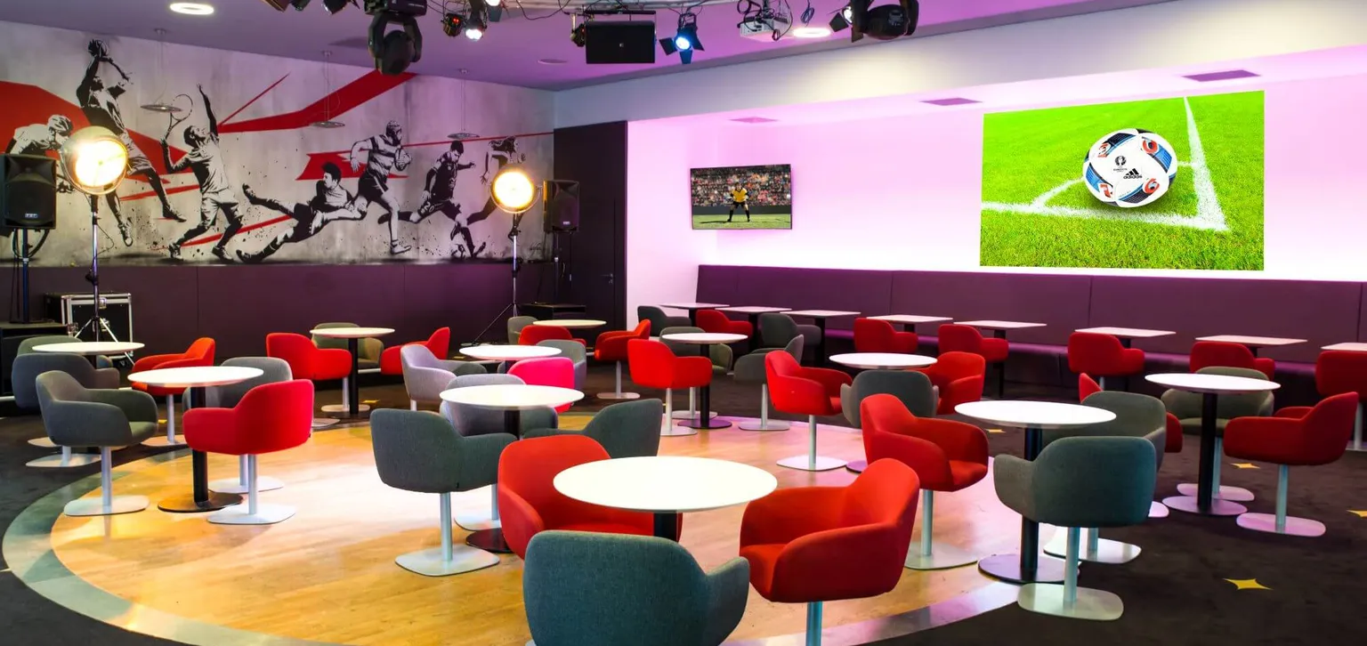 La salle du Café des Sports au resort Barrière de Ribeauvillé
