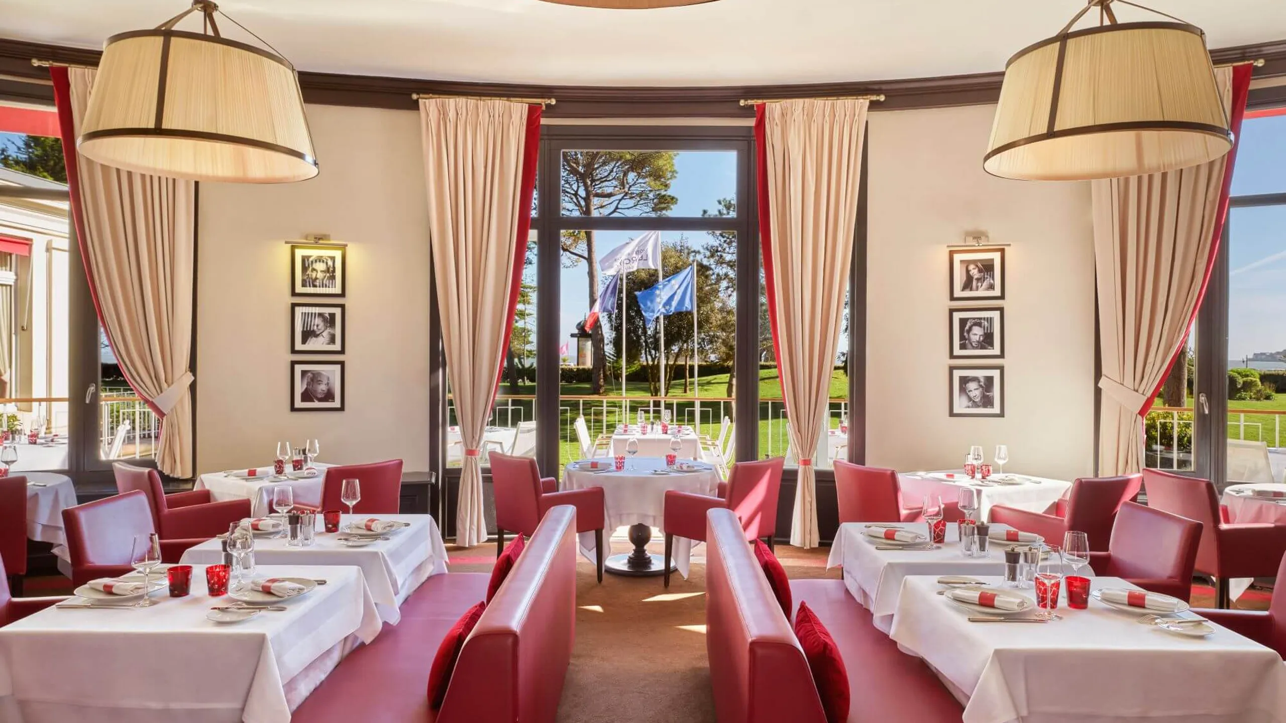 Intérieur du Fouquet's à La Baule