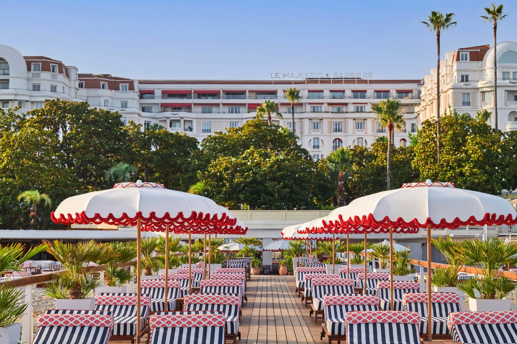 Vue de l'hôtel Majestic Cannes depuis le Ciro's Cannes