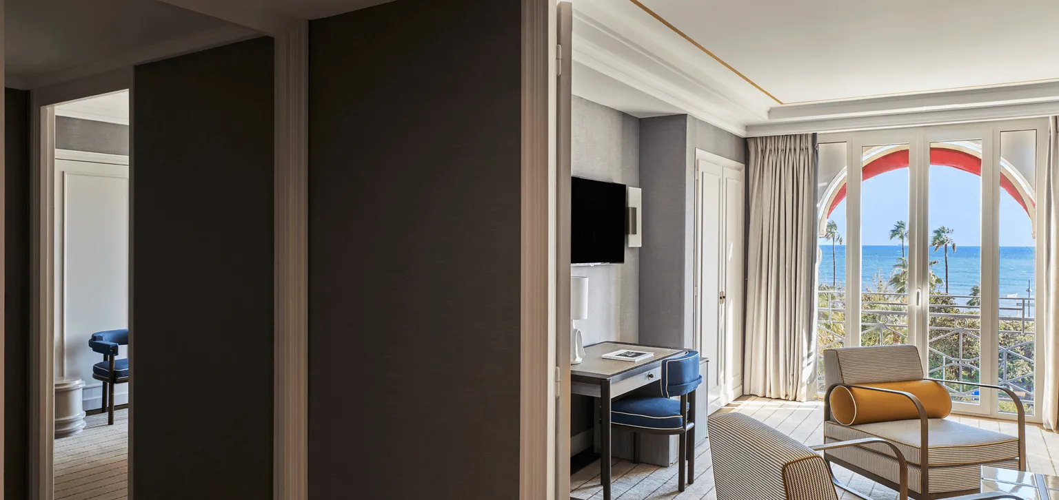 Salon Suite Deluxe Vue Mer Le Majestic Cannes