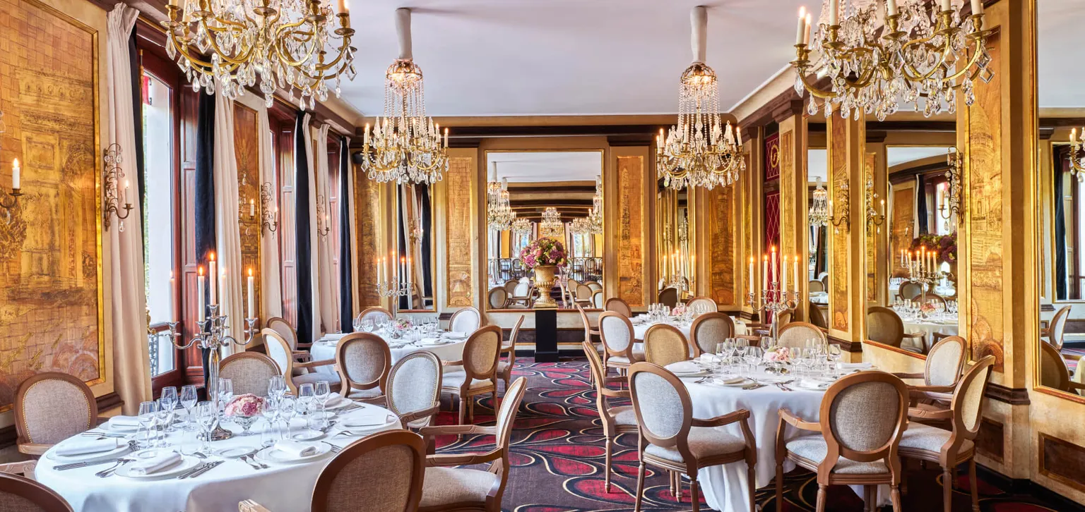 Fouquet's Paris -  Salons historiques tables et miroir