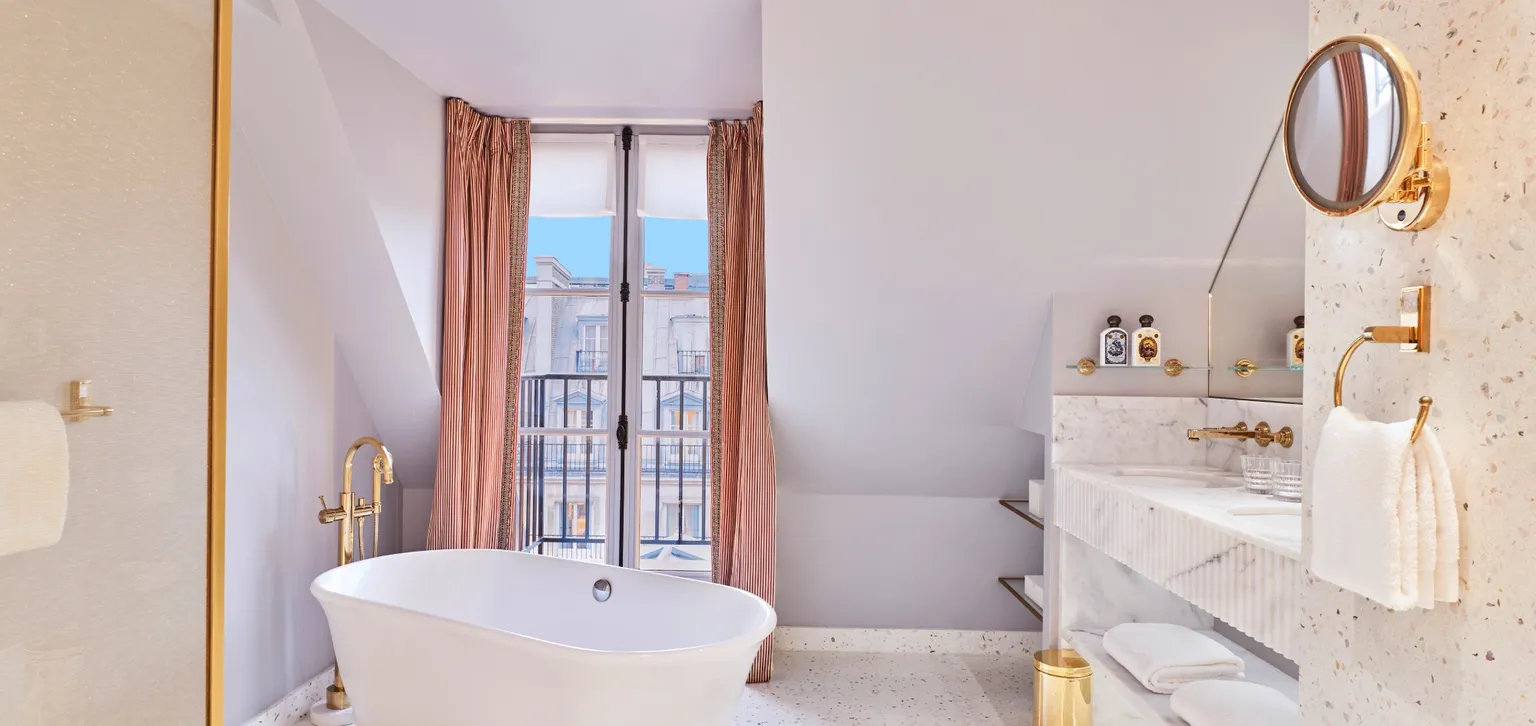 Paris - maison barrière vendôme - salle de bain