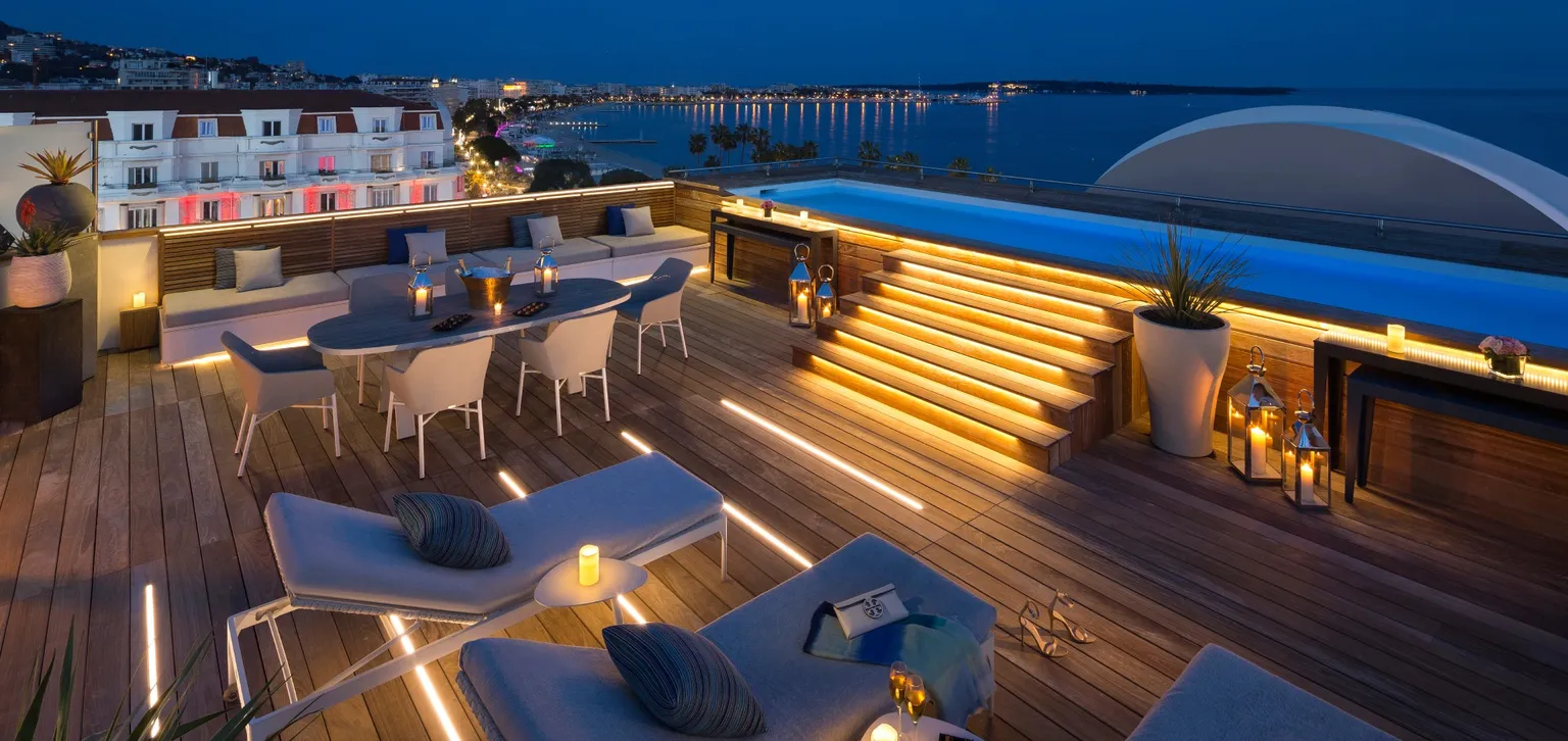 Terrasse de la suite Majestic à l'hôtel le majestic à cannes