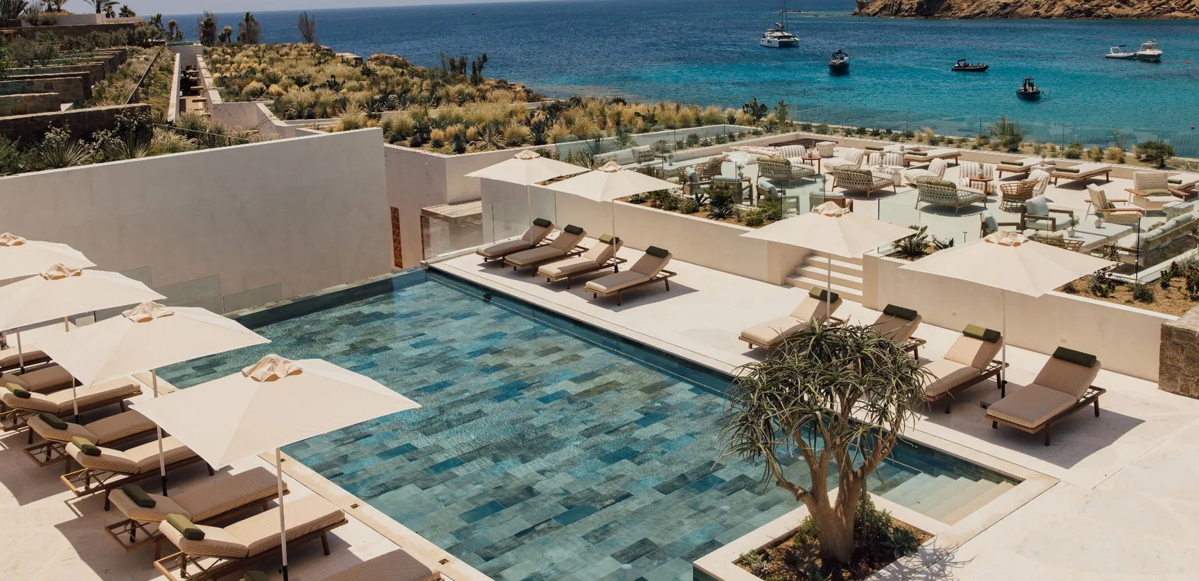 Fouquets Mykonos, piscine et mer