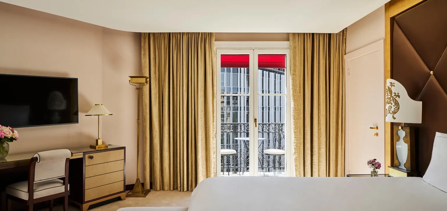 Junior Suite Deluxe - Chambre, lit - Fouquet's Paris