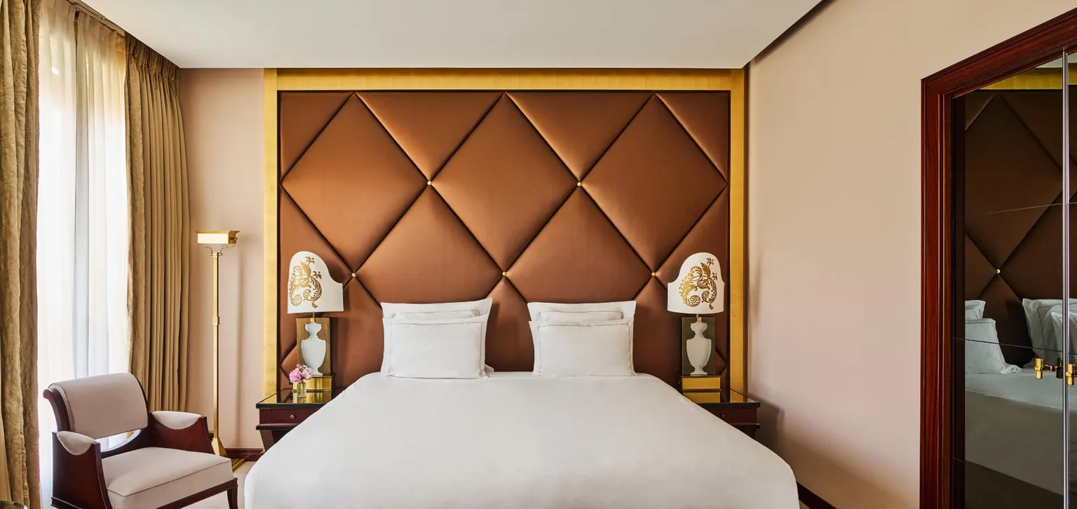 Grande Suite Prestige Champs-Elysées - chambre - Fouquet's Paris
