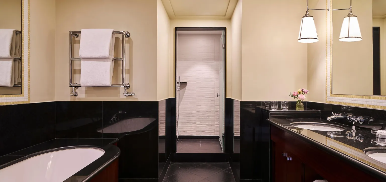 Suite Deluxe - Salle de bain - Fouquet's Paris