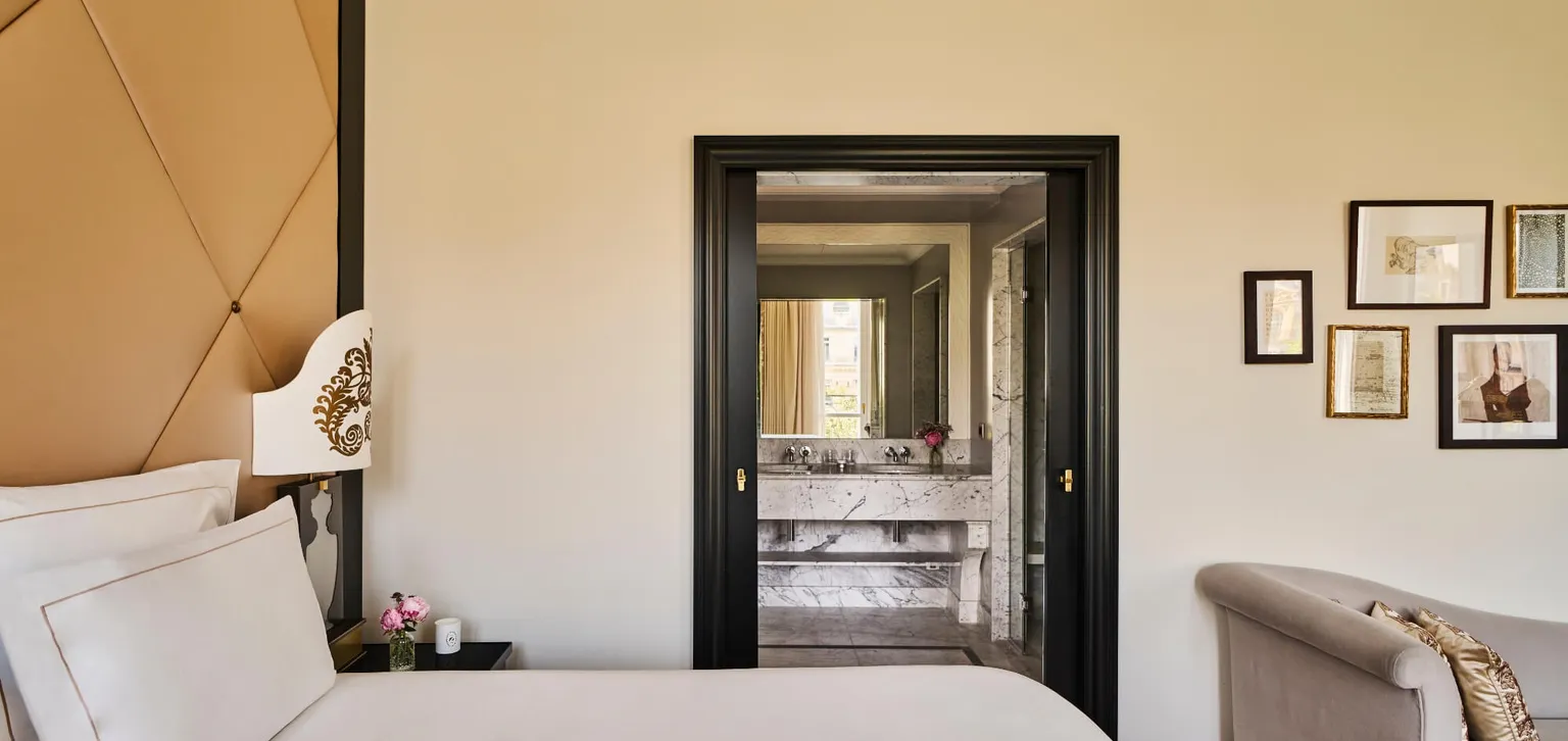 Junior Suite Prestige - Lit - Fouquet's Paris