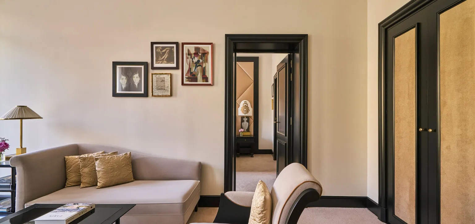 Suite Prestige Champs-Elysées - Salon, chambre - Fouquet's Paris