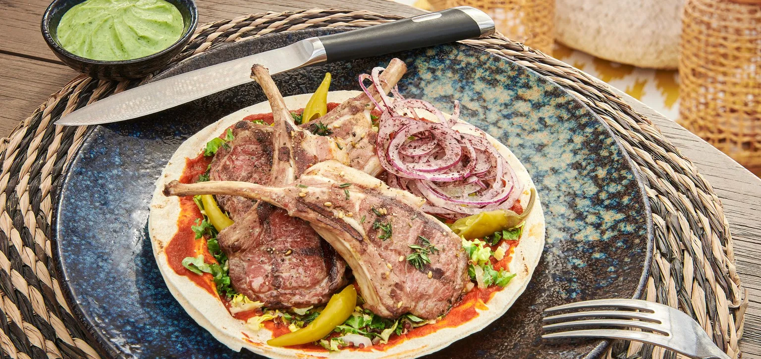 Côte d'agneau du Mademoiselle Gray à l'hôtel Le gray d'albion à cannes