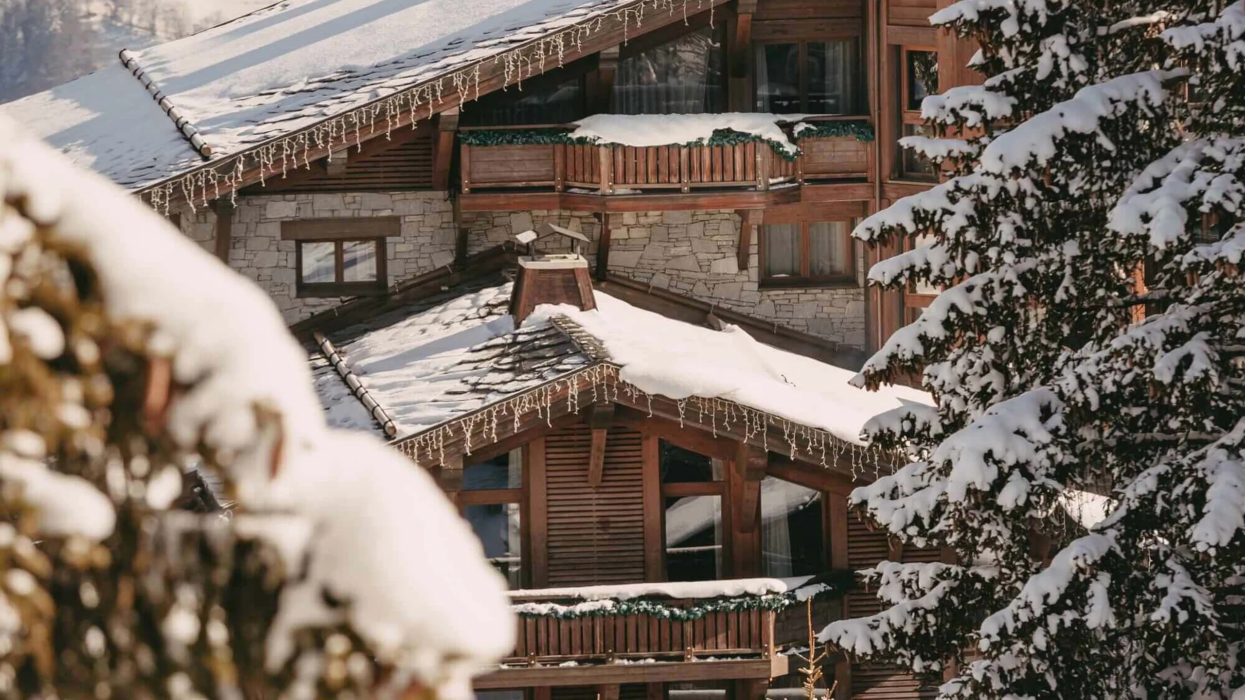 Réserver votre séjour à l'avance à l'Hôtel Les Neiges Courchevel