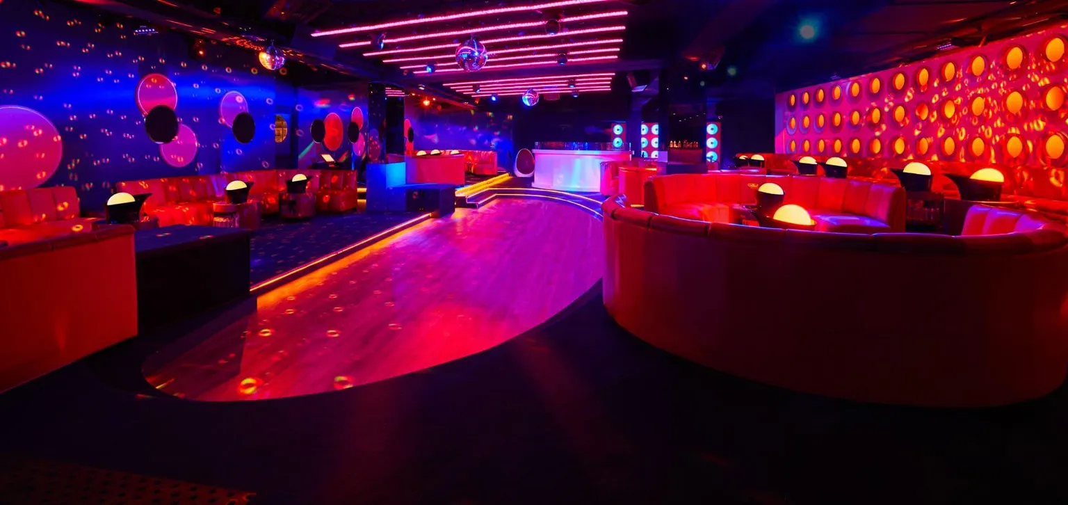 Bisous Bisous la carte vins et champagnes du club