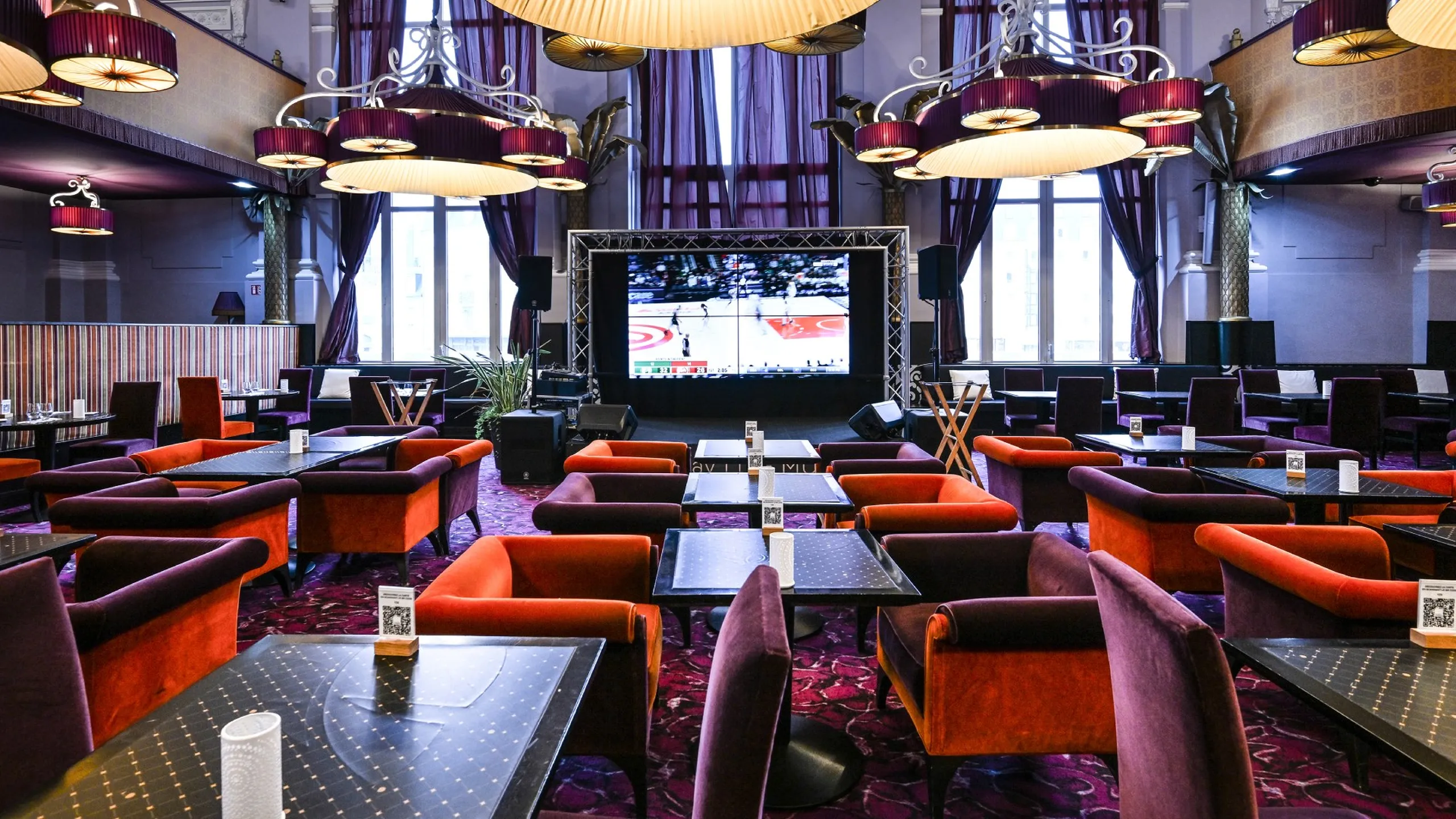 Salle du restaurant Villatara au casino Barrière de Trouville