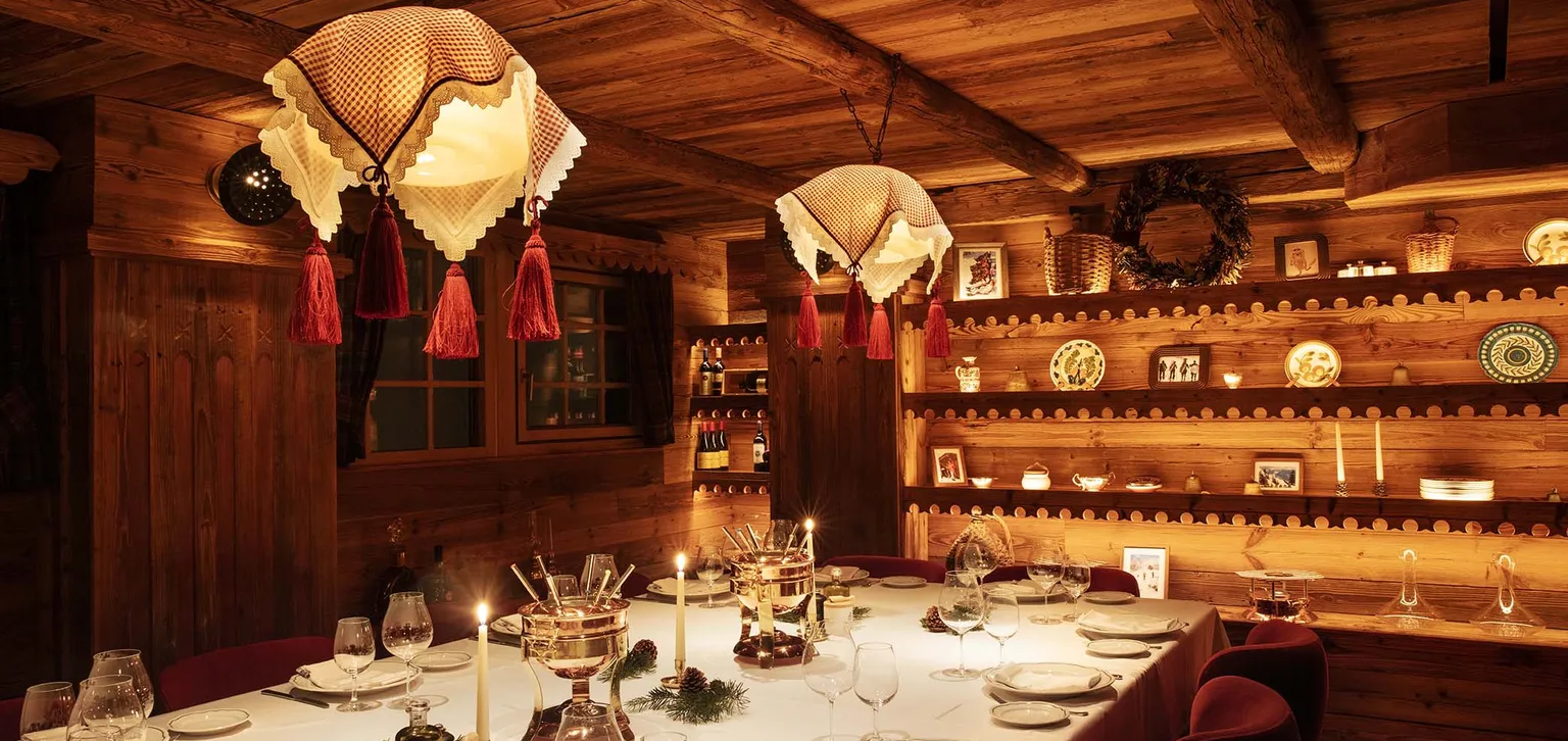 Tables et couverts du restaurant Les Neiges à Courchevel