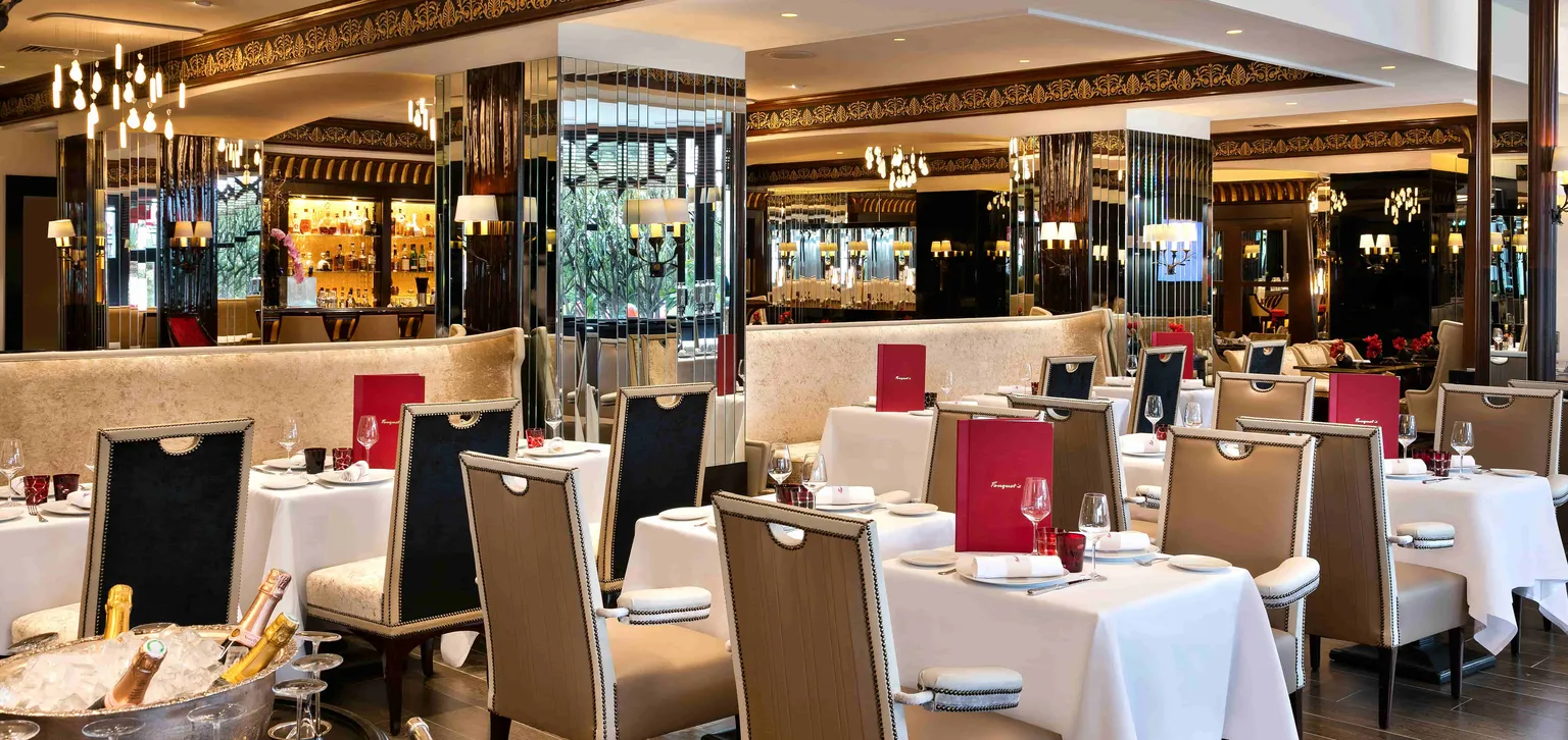 Intérieur du Fouquet's Cannes