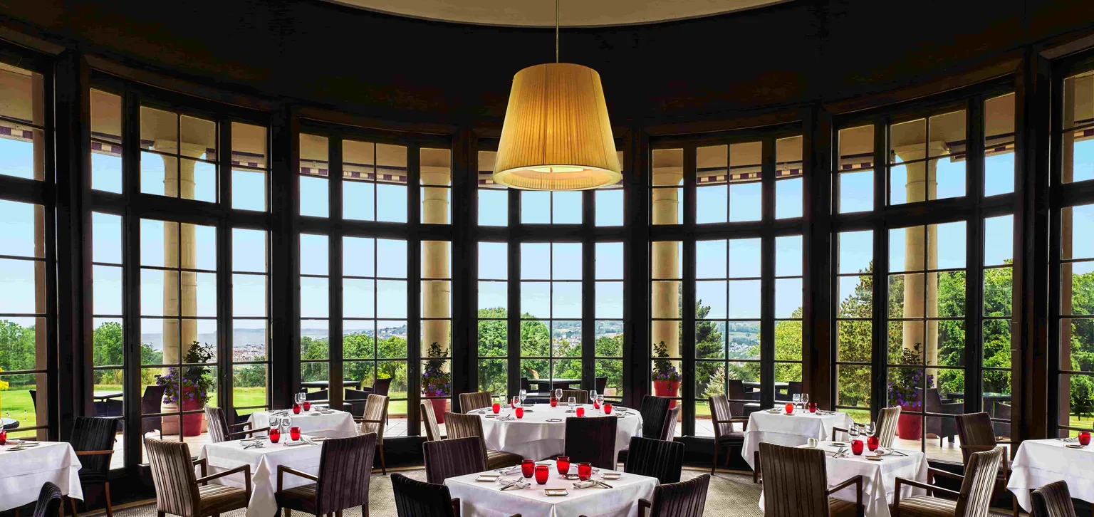 Salle du restaurant Le Lassay