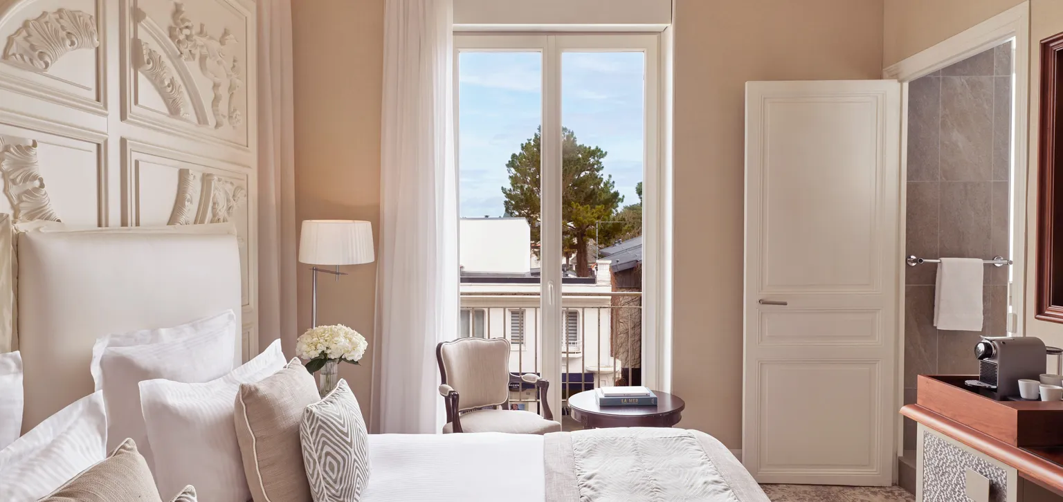 Chambre supérieure à l'hôtel le royal à la baule