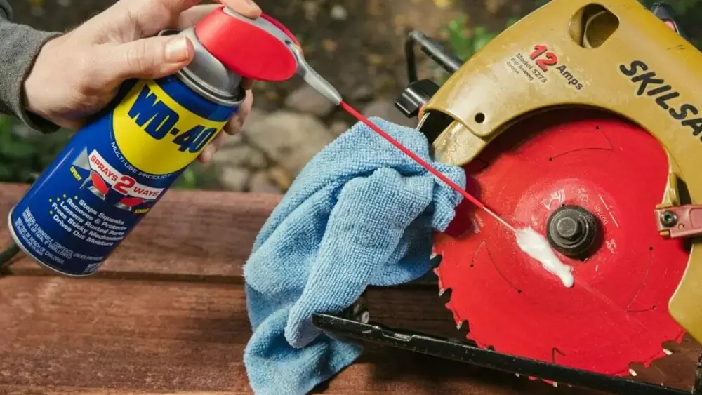Das Original WD-40 Multifunktionsprodukt – 5 Funktionen in einer Dose