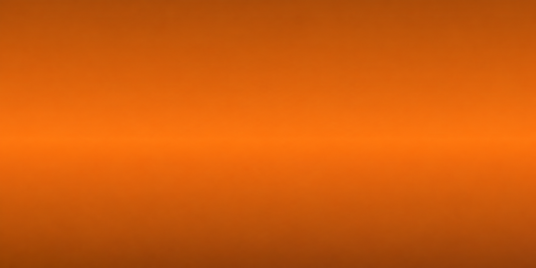 Abstrakter orangefarbener Hintergrund mit weichem Farbverlauf, der von dunklem Braun-Orange zu hellem Orange wechselt.