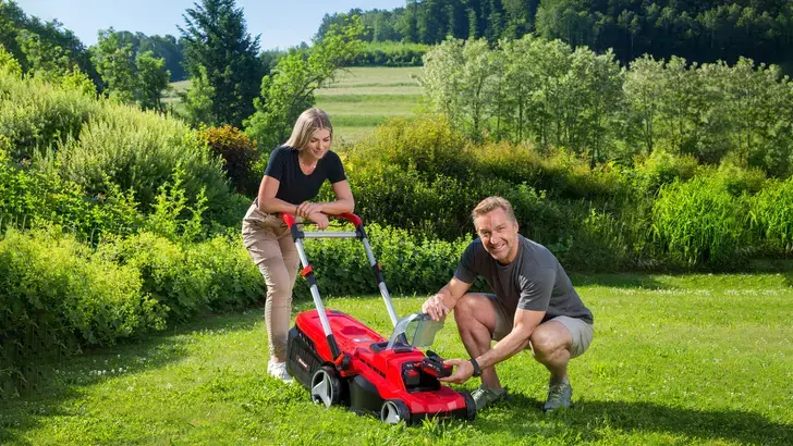 Welcher Rasenmäher ist der richtige für deinen Garten? - Cover Image