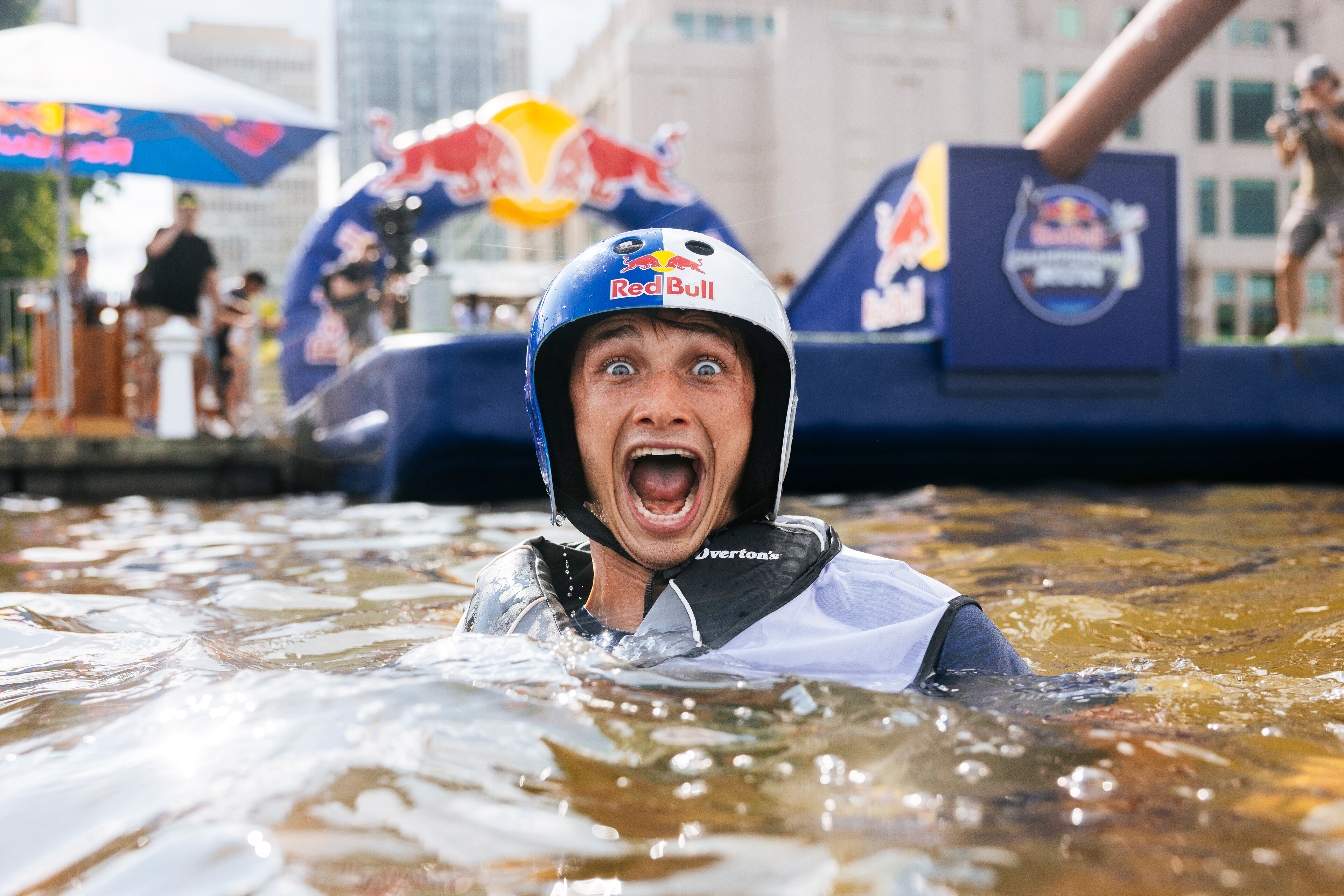 Monster Beverage (MNST): Company Profile, Stock Price, News, Rankings |  Fortune, image size:3840x2561