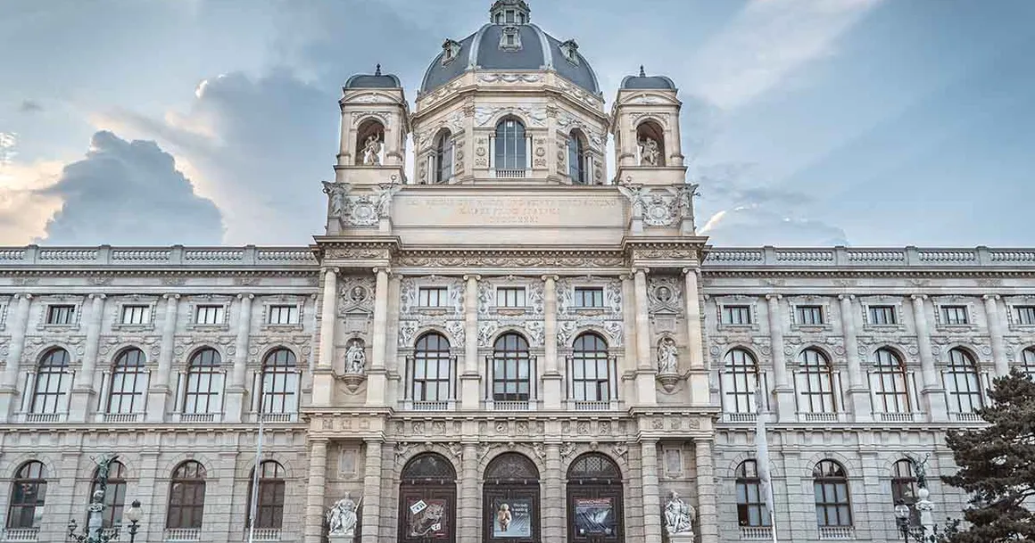 Museumsgebäude Naturhistorisches Museum Wien von Außen