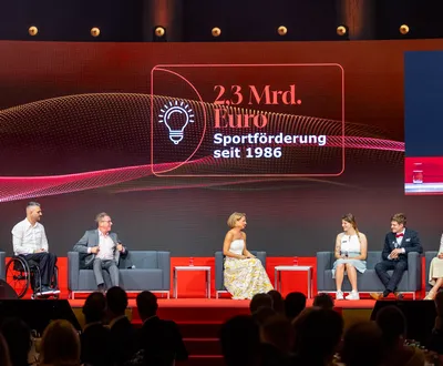Bühne des 40 Jahre Österreichische Lotterien Events