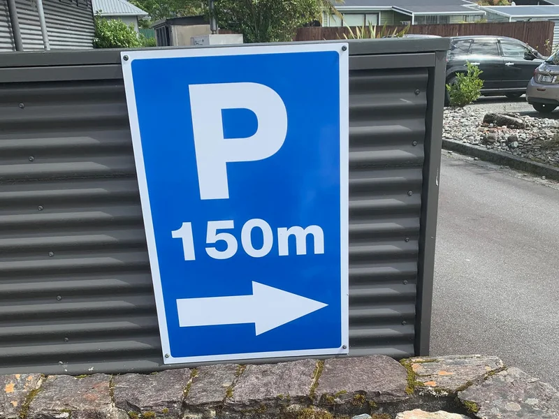 parking sign at west coast wildlife centre