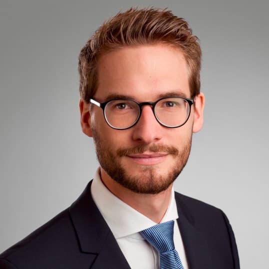 Maximilian Ikenmeyer - Senior Solution Consultant