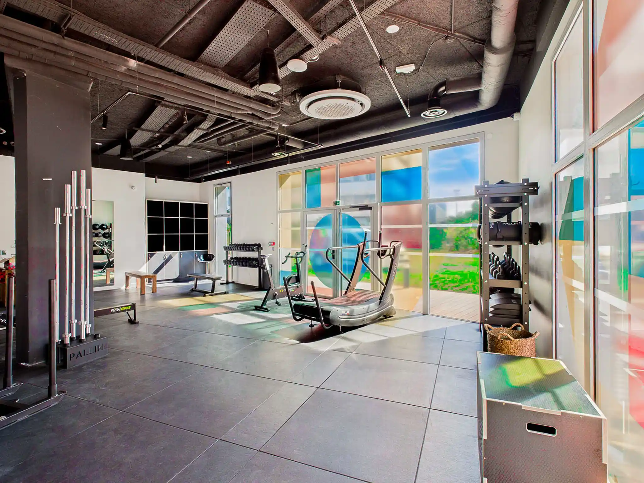 SALLE DE SPORT • VELIZY