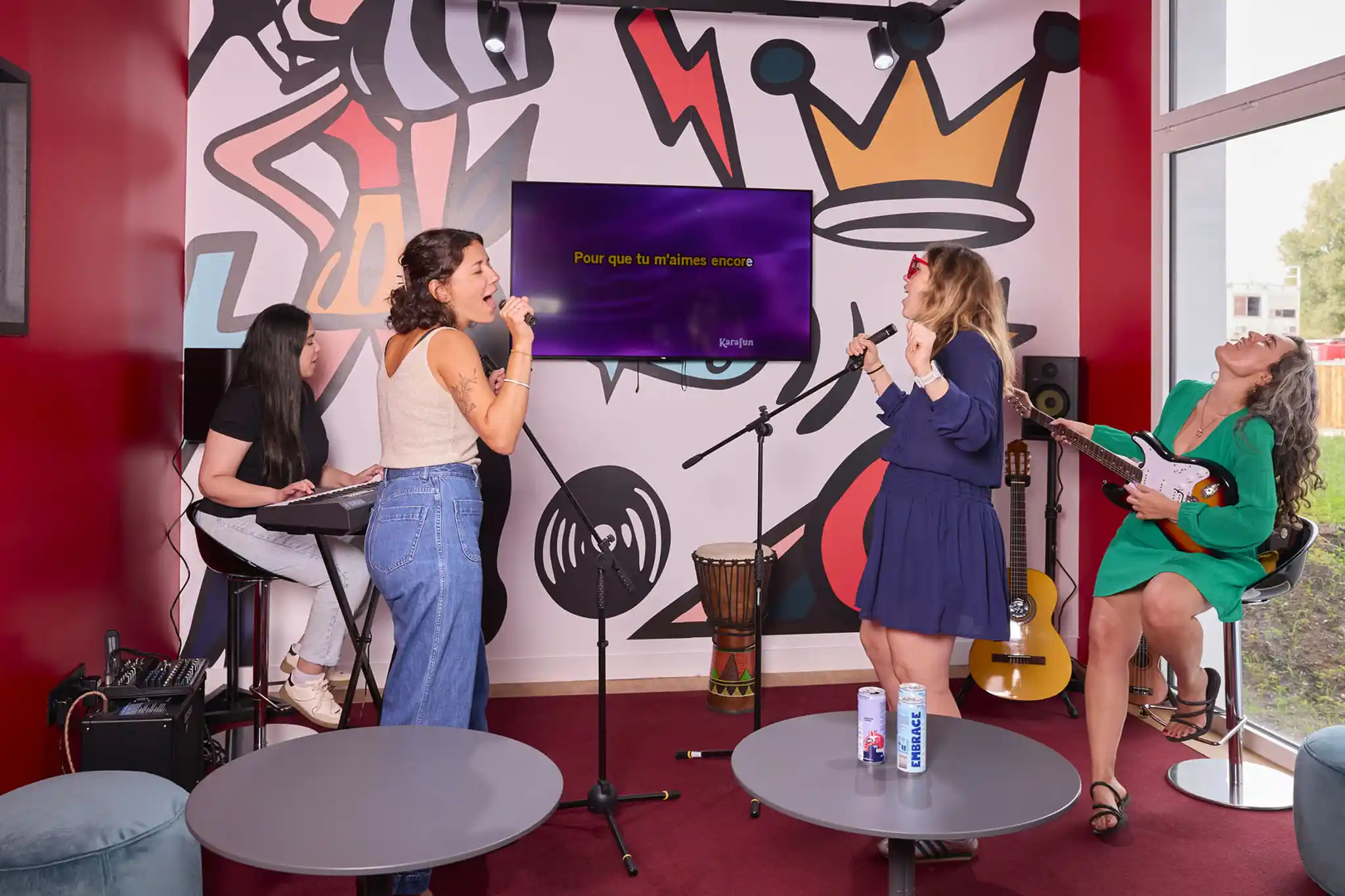 SALLE DE KARAOKE • BORDEAUX