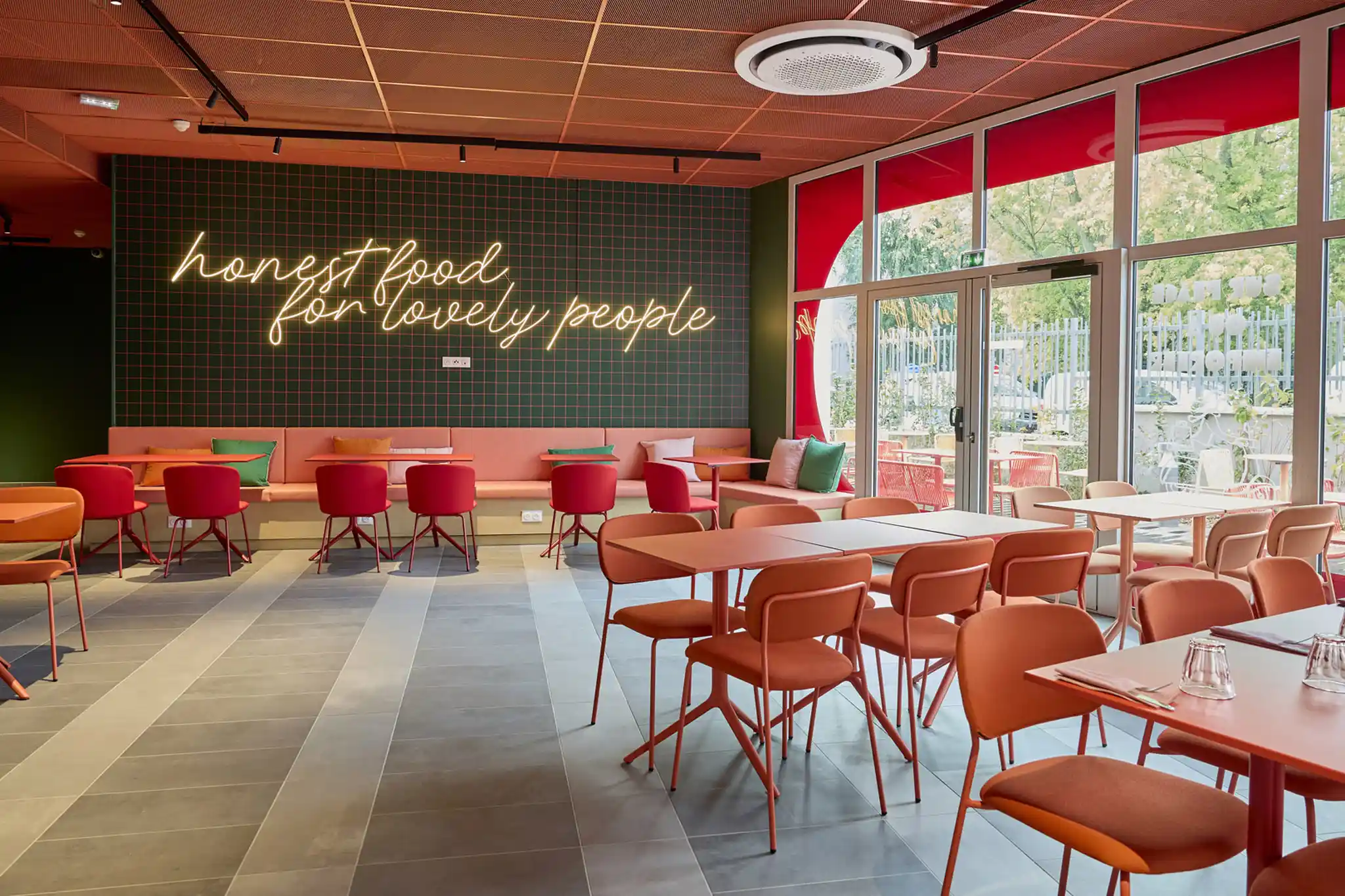 RESTO & BAR EN ROOFTOP À VÉLIZY