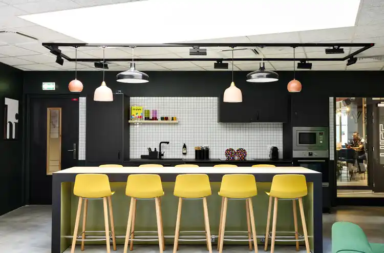LOUER UNE SALLE À PARIS ISSY