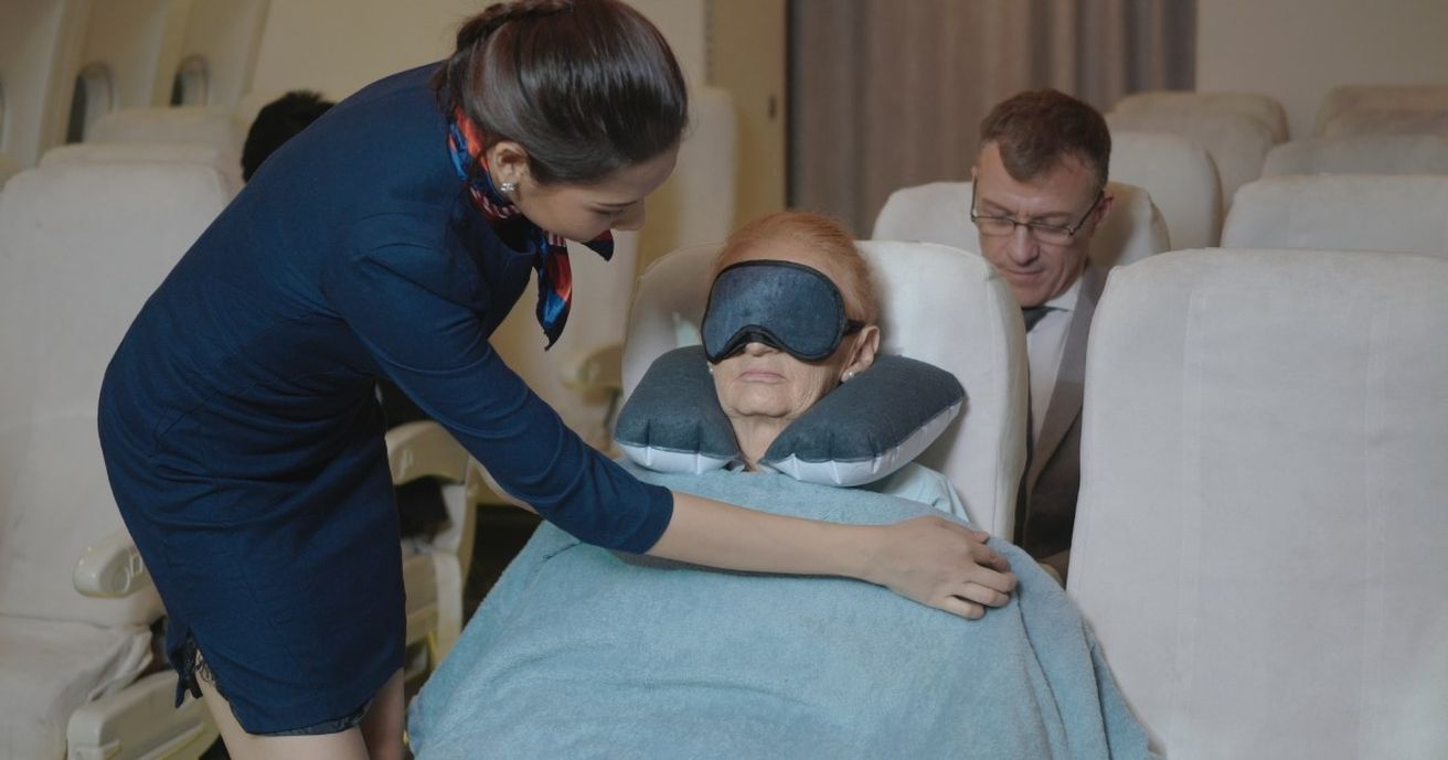 Gut-schlafen-im-Flugzeug-Tipps und Tricks