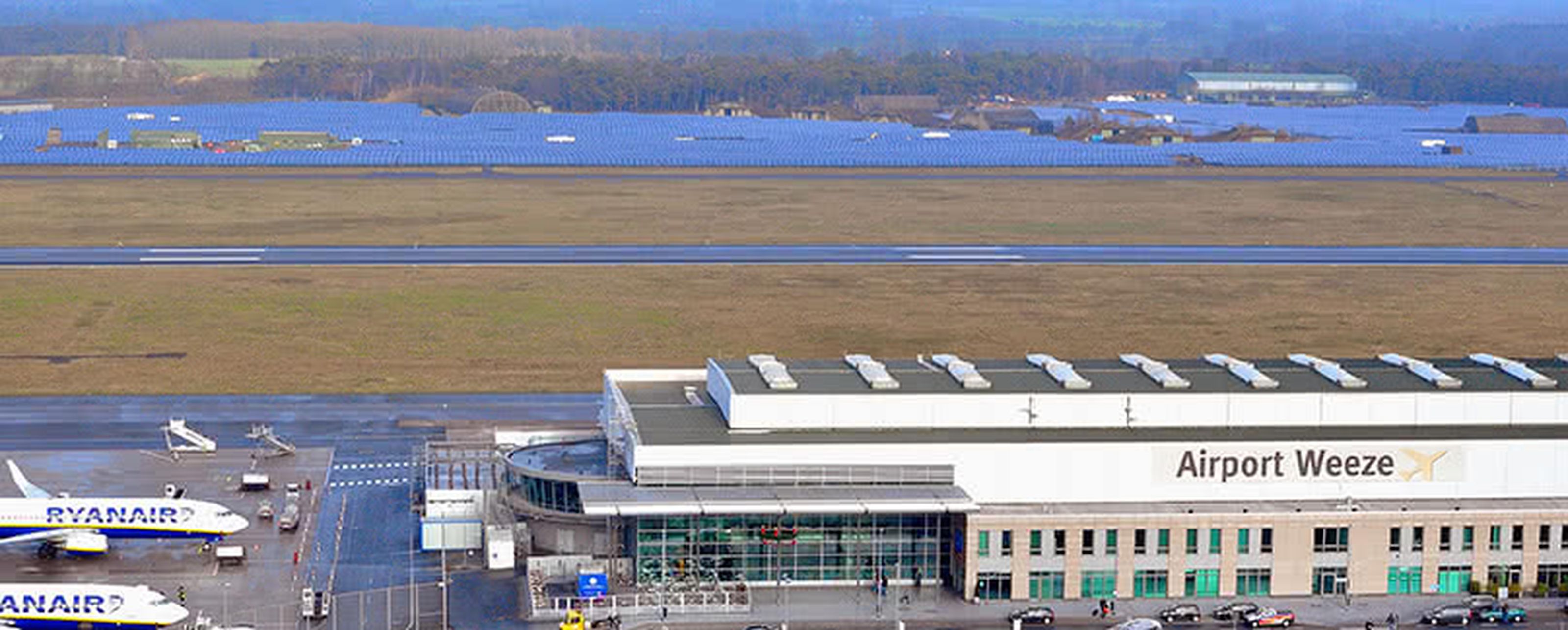 flugverspaetung-flughafen-weeze-airport