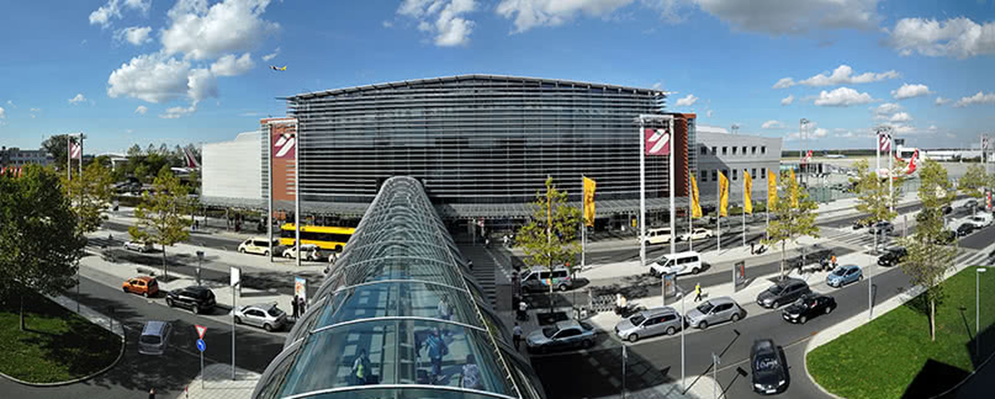 flugverspaetung-flughafen-dresden-airport