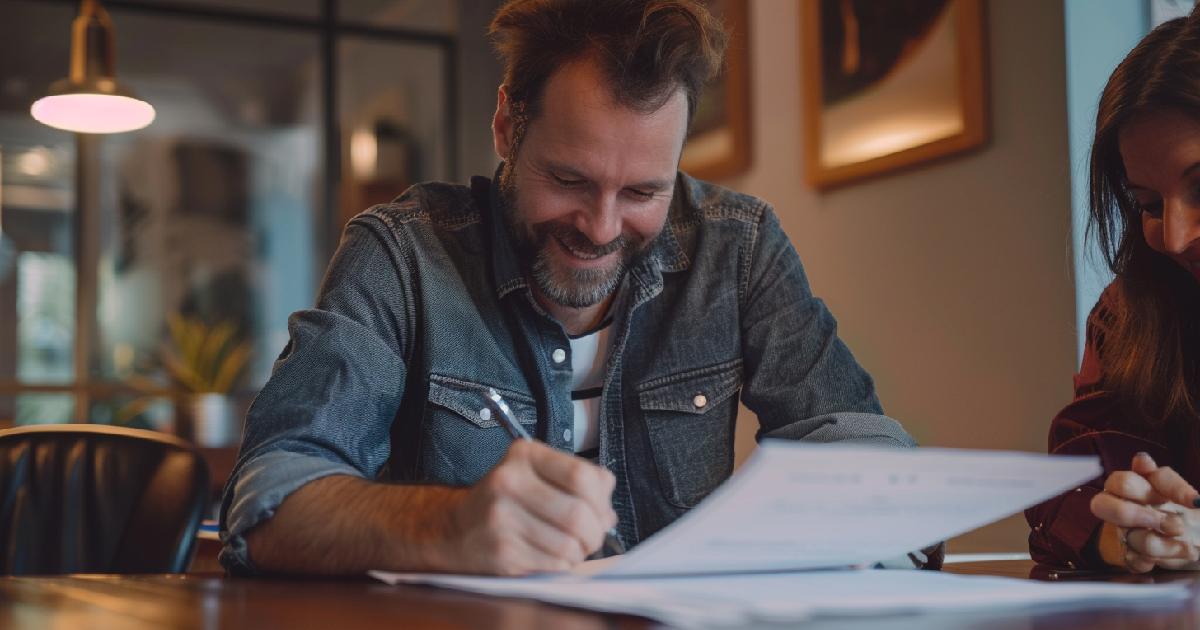 Was gehrt in den Arbeitsvertrag? [Klauseln] - Allright.de