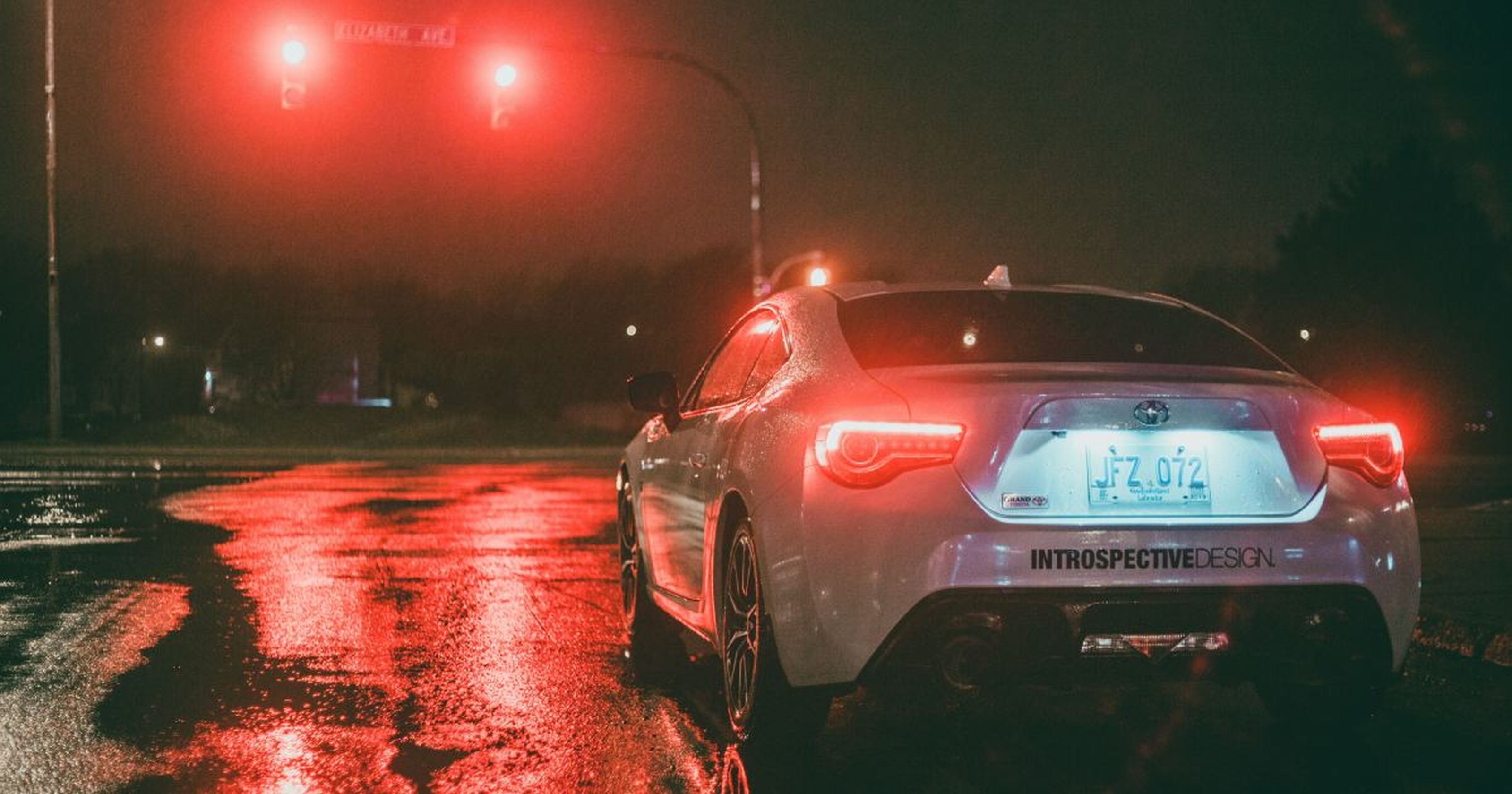 Beleuchtung-Warnzeichen-am-Auto-Regeln-Bußgelder