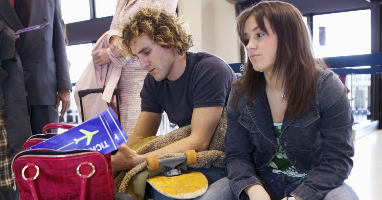 Flugverspätung 2 Stunden - Ihre Rechte und Ansprüche