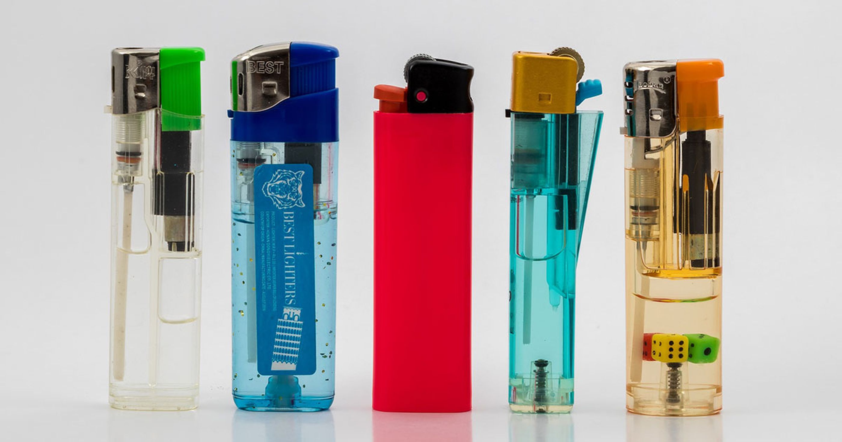 Feuerzeug-Flugzeug-das-muessen-Sie-bei-Flugreise-beachten