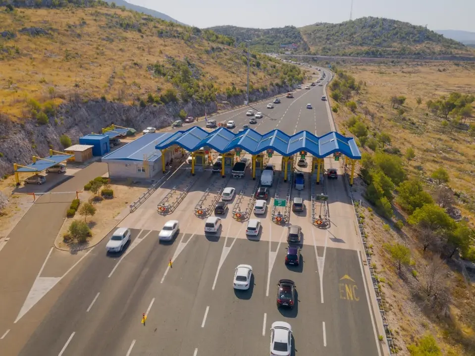 Mautstation in Kroatien von oben