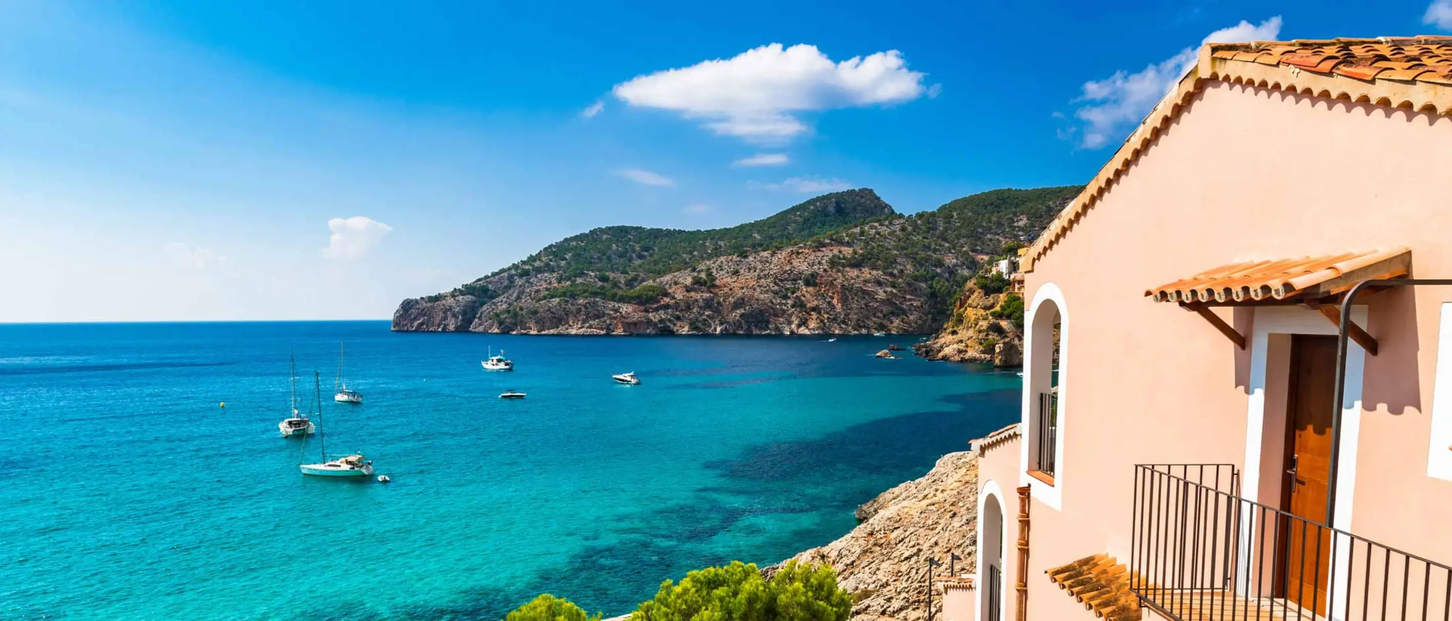 Spanische Finca mit Blick aufs Meer