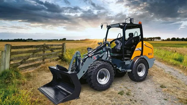 TOBROCO-GIANT wheelloader