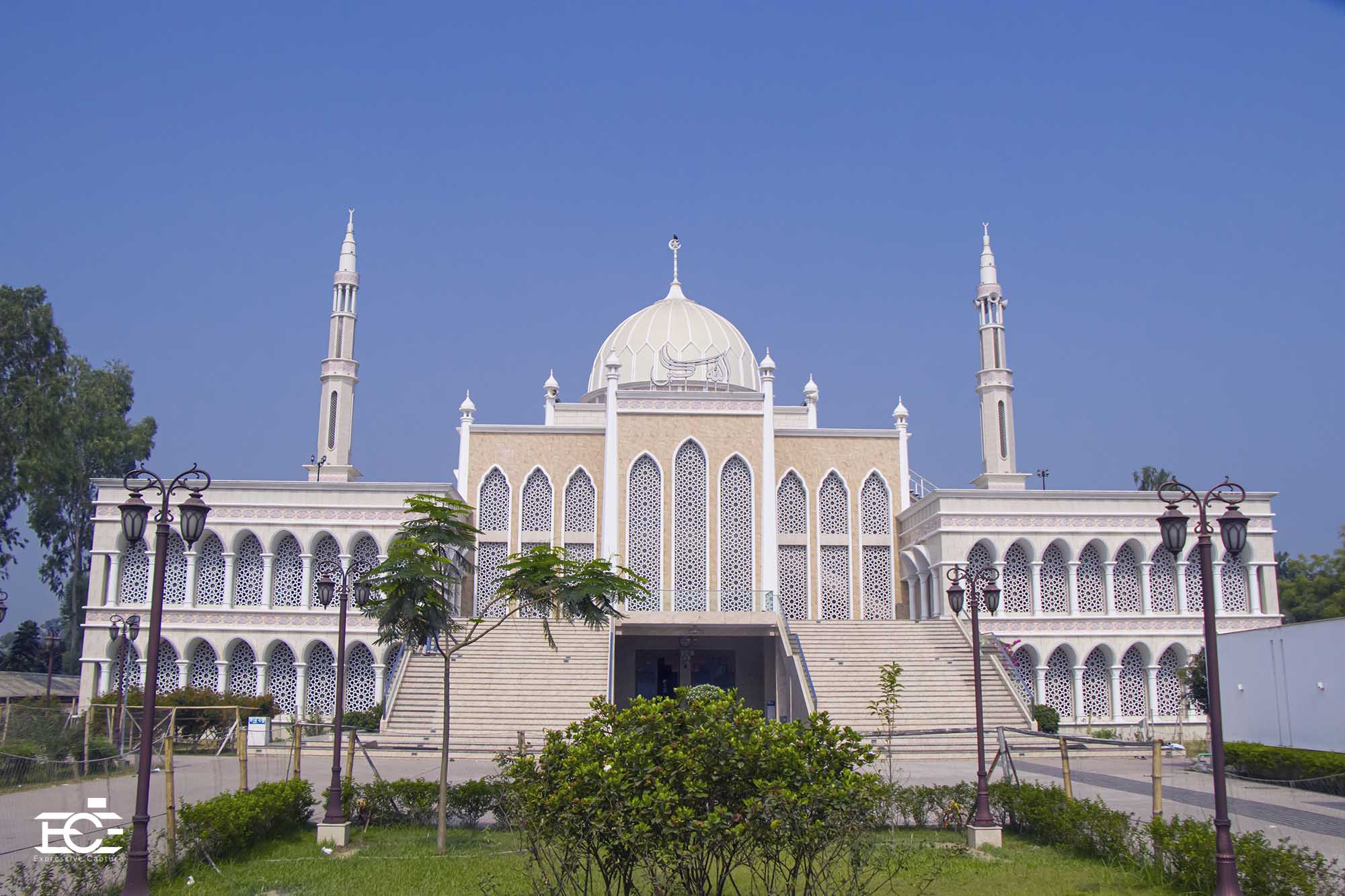 Nice mosque of Sirajganj, Bangladesh