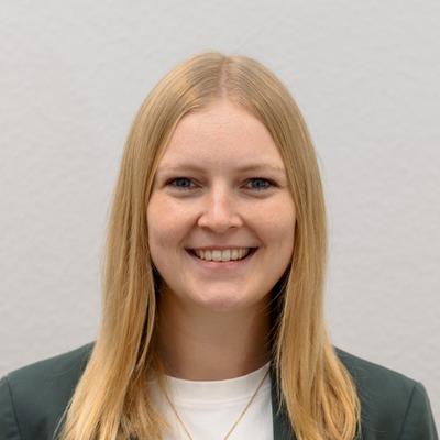 Sarah Wolz