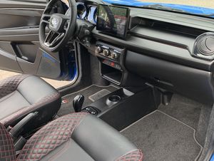 Binnenkort binnen Ligier JS60 Sport Ultimate Brommobiel 2023 STB 14dkm CARPLAY - Image 22