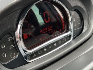 Ligier IXO JS Line DCI Brommobiel 45km auto 2014 42dkm  - Image 23