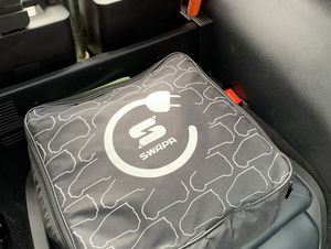 Binnenkort binnen! Move SWAPA ZIP Rijbewijsvrije Brommobiel 2 x uitneembare accu en achterklep  - Image 35